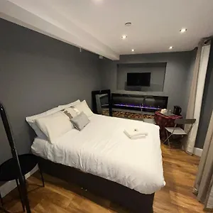  Homestay Cosy Double Bed With Fire Place